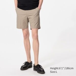 Uniqlo Men’s AirSense 7in Beige Shorts - Size M